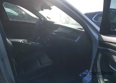 2012 BMW 528I xDrive z USA, uszkodzony, nr VIN WBAXH5C51CC595226